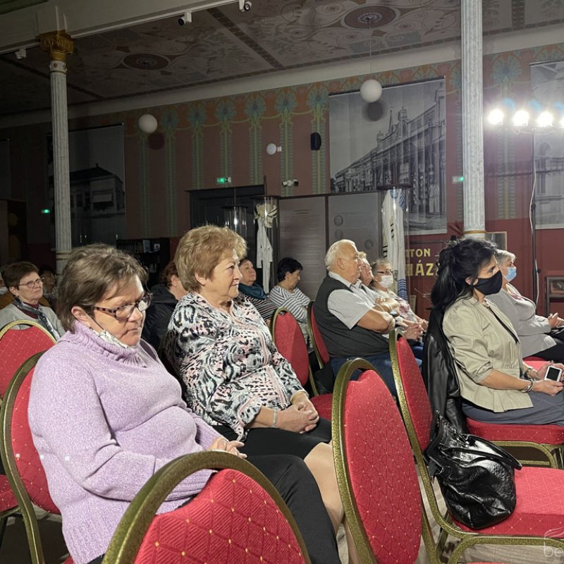 Érzések és sugallatok 16